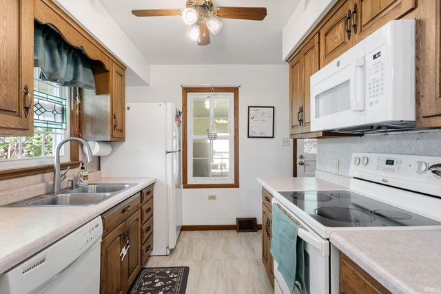 415 Ostemo Place, South Bend, IN 46617