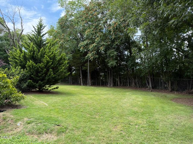 2736 Knowles Street, Raleigh, NC 27603