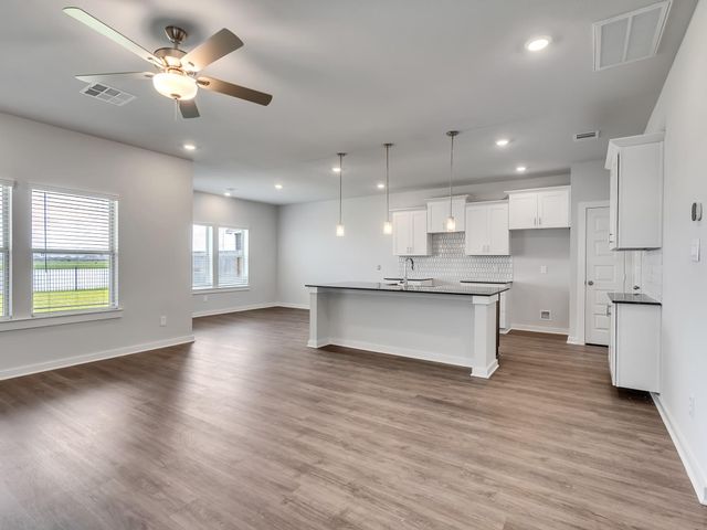 1206 Elsinore Drive, Rosharon, TX 77583