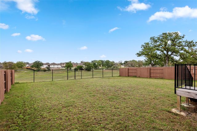 123 Lake Charlotte Creek DR, Bastrop, TX 78602