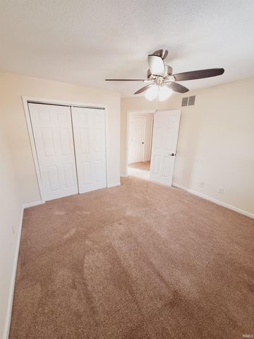 4318 E Cricket Knoll, Bloomington, IN 47401