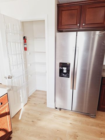 4318 E Cricket Knoll, Bloomington, IN 47401