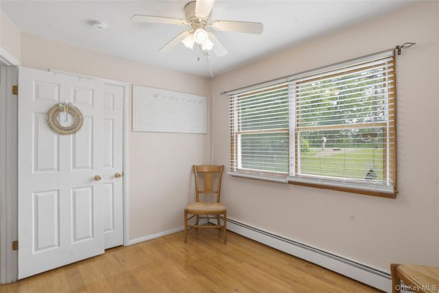 23 Old Cross Road, Warwick, NY 10990