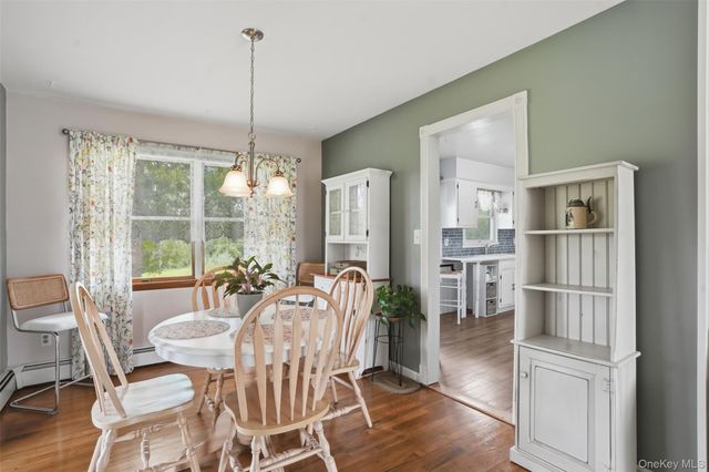 23 Old Cross Road, Warwick, NY 10990