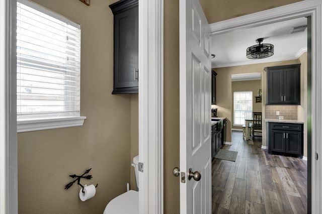 614 Spring Forest Drive, Conroe, TX 77302