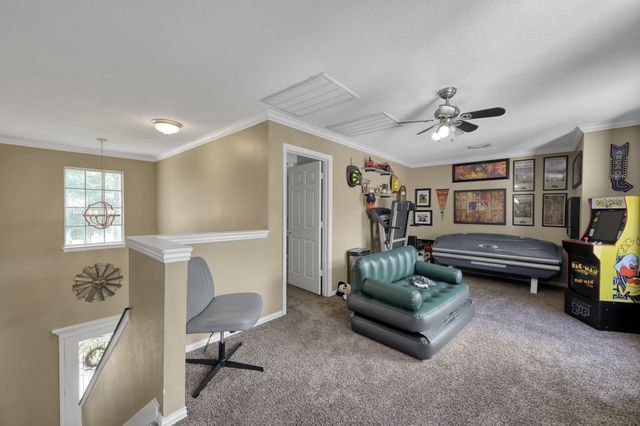 614 Spring Forest Drive, Conroe, TX 77302