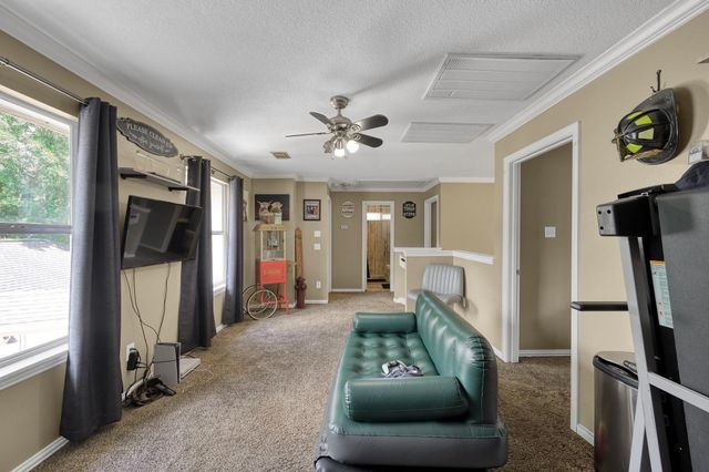 614 Spring Forest Drive, Conroe, TX 77302