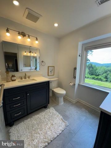 6150 SAINTS HILL LANE, Broad Run, VA 20137