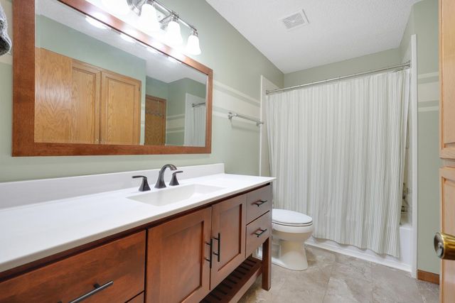 11015 Rhode Island Circle N, Champlin, MN 55316