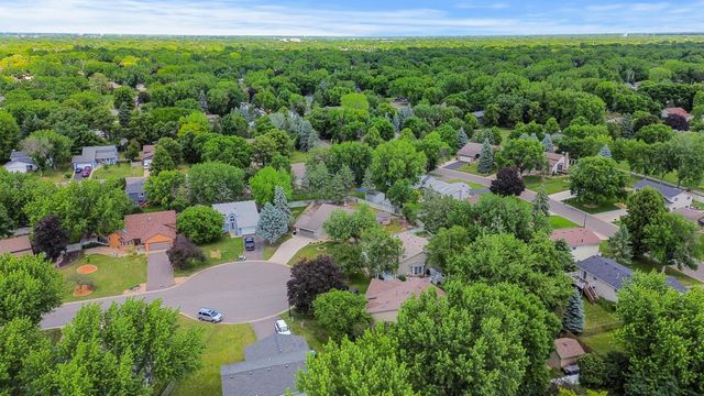 11015 Rhode Island Circle N, Champlin, MN 55316