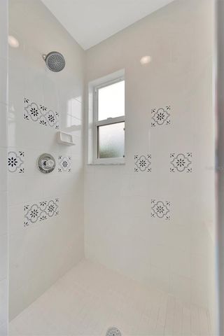 4206 73RD TERRACE E, Sarasota, FL 34243