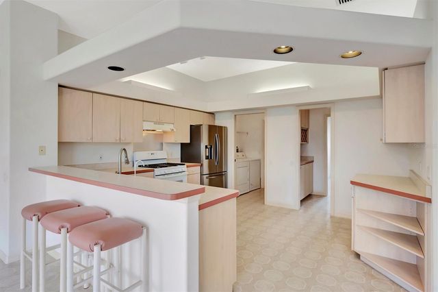 4206 73RD TERRACE E, Sarasota, FL 34243