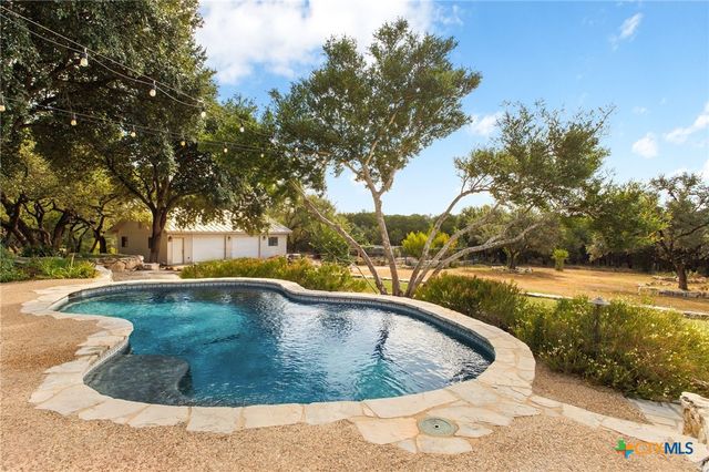 26037 Lewis Ranch Road, New Braunfels, TX 78132
