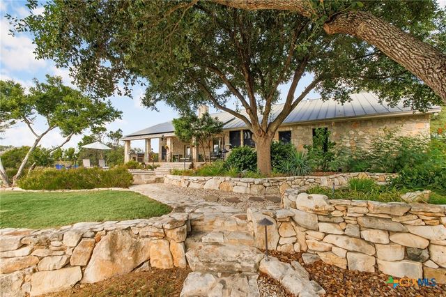 26037 Lewis Ranch Road, New Braunfels, TX 78132