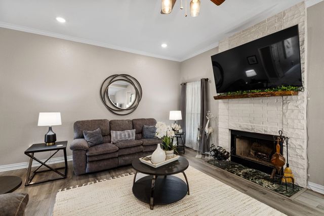 1701 Oakmeadow Drive, Decatur, TX 76234