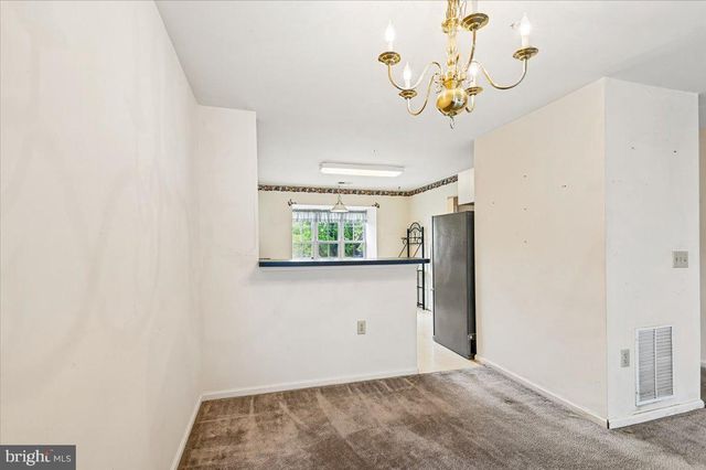 2441 WENTWORTH DR, Crofton, MD 21114