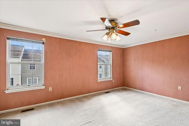 2441 WENTWORTH DR, Crofton, MD 21114