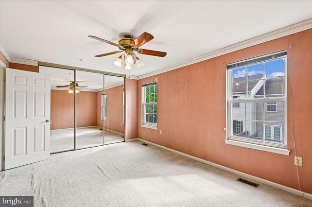 2441 WENTWORTH DR, Crofton, MD 21114
