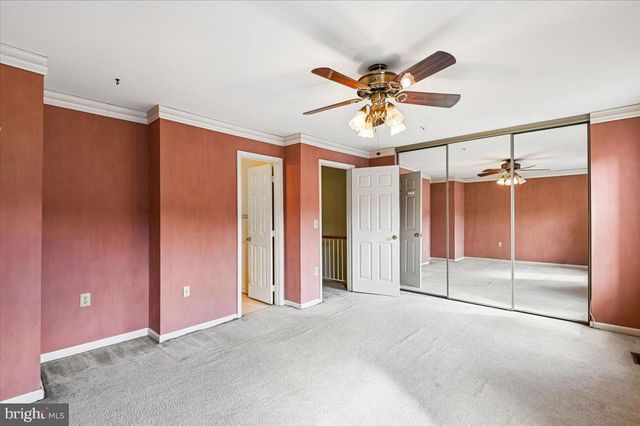 2441 WENTWORTH DR, Crofton, MD 21114