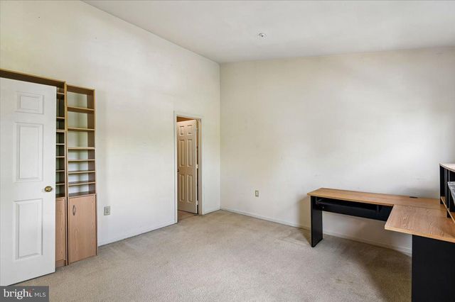 2441 WENTWORTH DR, Crofton, MD 21114