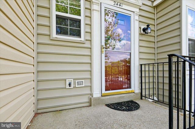 2441 WENTWORTH DR, Crofton, MD 21114