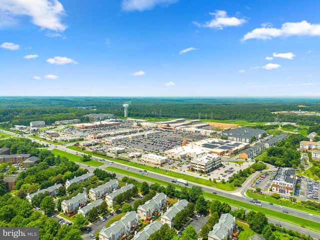 2441 WENTWORTH DR, Crofton, MD 21114