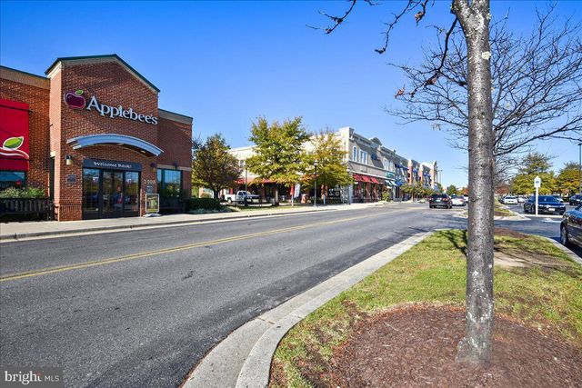 2441 WENTWORTH DR, Crofton, MD 21114