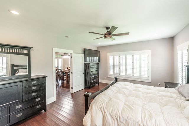 1629 Rock Bridge Rd, Bethpage, TN 37022