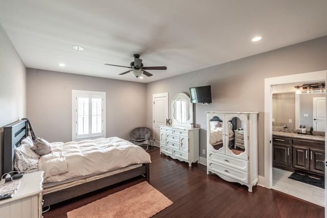 1629 Rock Bridge Rd, Bethpage, TN 37022