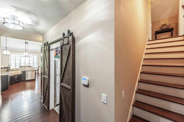 1629 Rock Bridge Rd, Bethpage, TN 37022