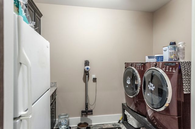 1629 Rock Bridge Rd, Bethpage, TN 37022