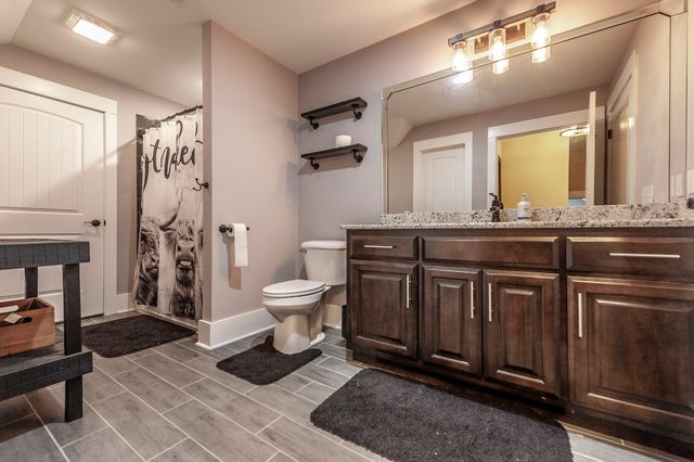 1629 Rock Bridge Rd, Bethpage, TN 37022