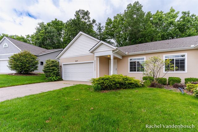 657 Wren Court 5, Middleville, MI 49333