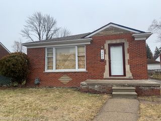19662 Charest Street, Detroit, MI 48234