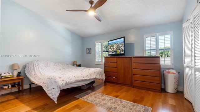 206 Washingtonia Ave, Lauderdale By The Sea, FL 33308