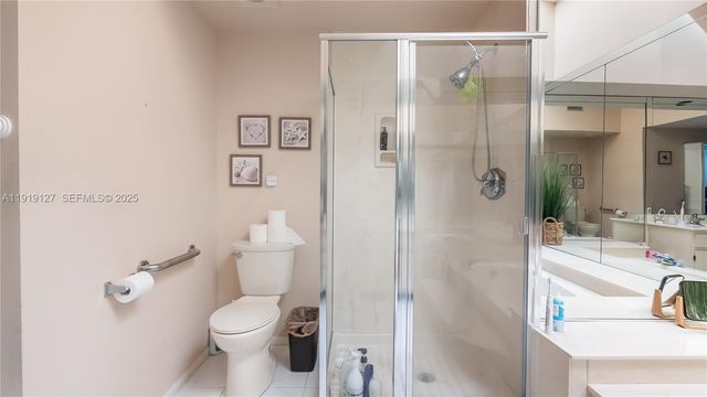 206 Washingtonia Ave, Lauderdale By The Sea, FL 33308