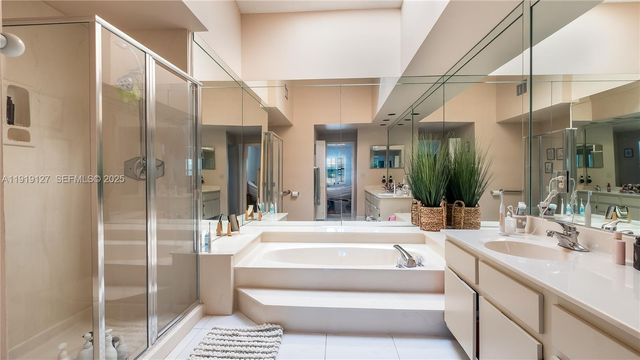 206 Washingtonia Ave, Lauderdale By The Sea, FL 33308