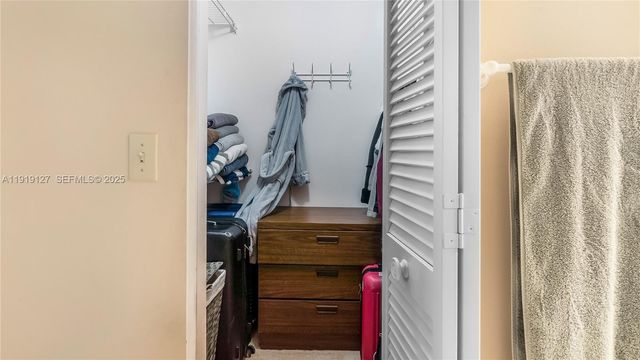 206 Washingtonia Ave, Lauderdale By The Sea, FL 33308