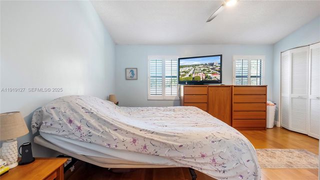 206 Washingtonia Ave, Lauderdale By The Sea, FL 33308