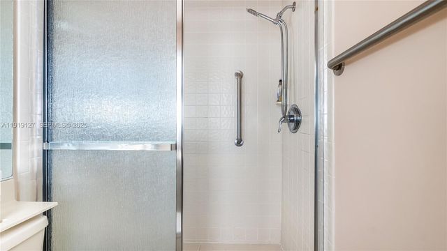 206 Washingtonia Ave, Lauderdale By The Sea, FL 33308