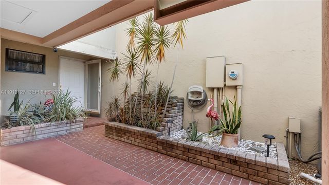 206 Washingtonia Ave, Lauderdale By The Sea, FL 33308