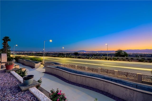 1027 Sidehill Way, Las Vegas, NV 89110