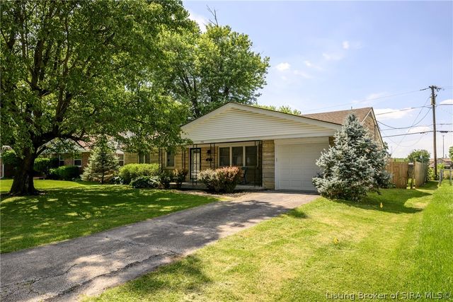 550 Kay Avenue, Sellersburg, IN 47172