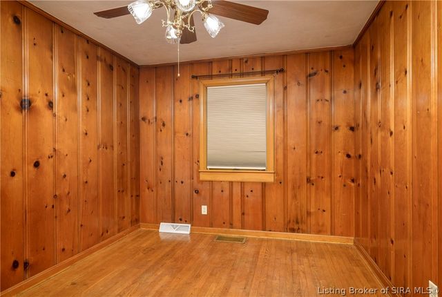 550 Kay Avenue, Sellersburg, IN 47172