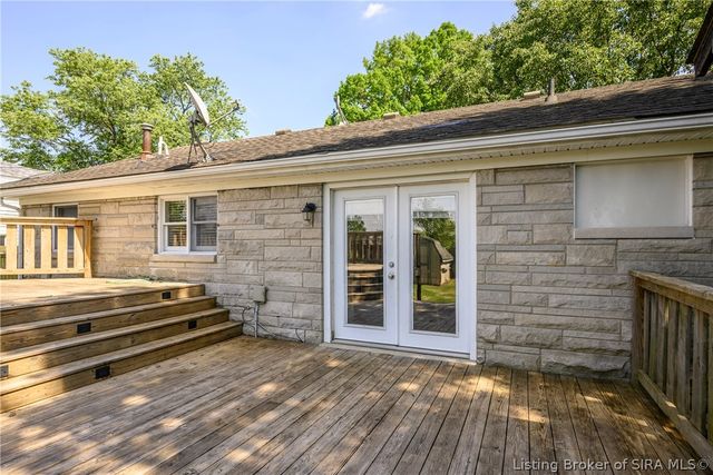 550 Kay Avenue, Sellersburg, IN 47172
