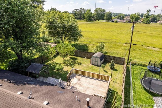 550 Kay Avenue, Sellersburg, IN 47172
