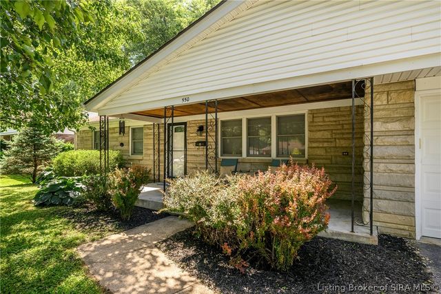550 Kay Avenue, Sellersburg, IN 47172
