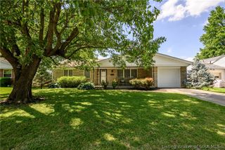 550 Kay Avenue, Sellersburg, IN 47172