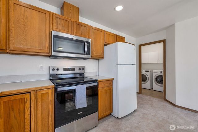 4622 S 73rd Street Ct, Tacoma, WA 98409