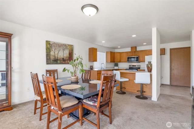 4622 S 73rd Street Ct, Tacoma, WA 98409